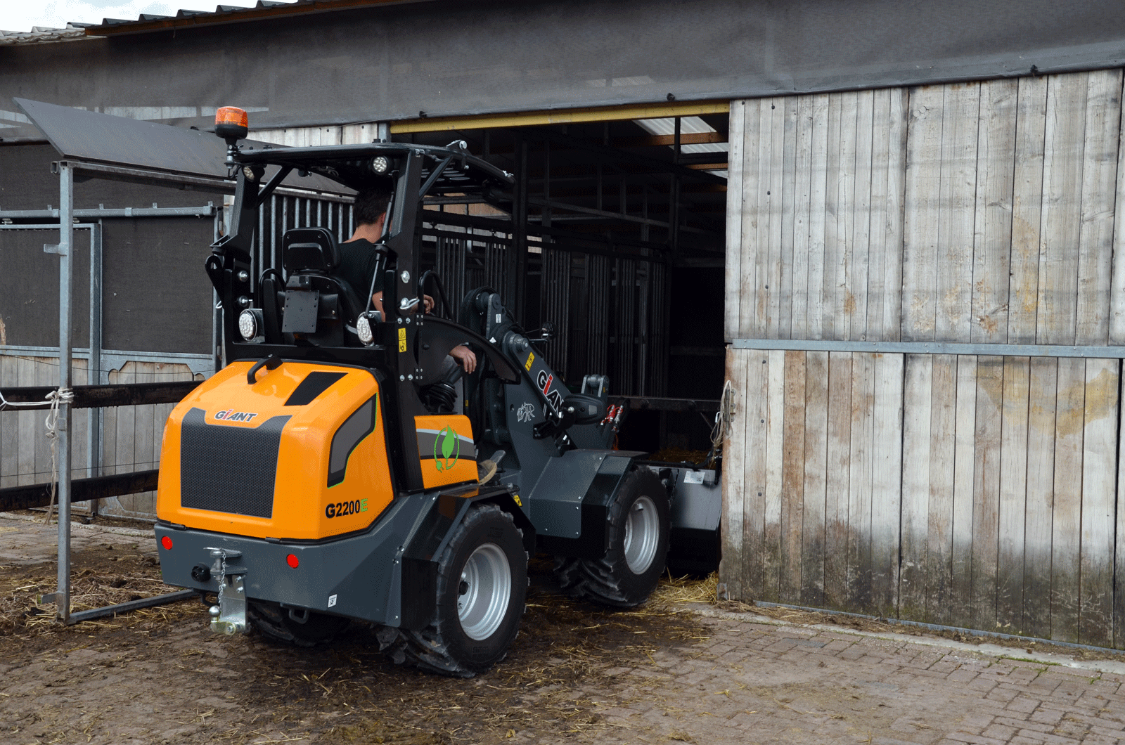 TOBROCO-GIANT G2200 Electric Wheeled Loader for stables Kirkland UK 