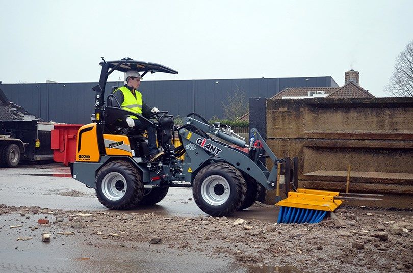 Giant G2200 Wheeled Loader Range