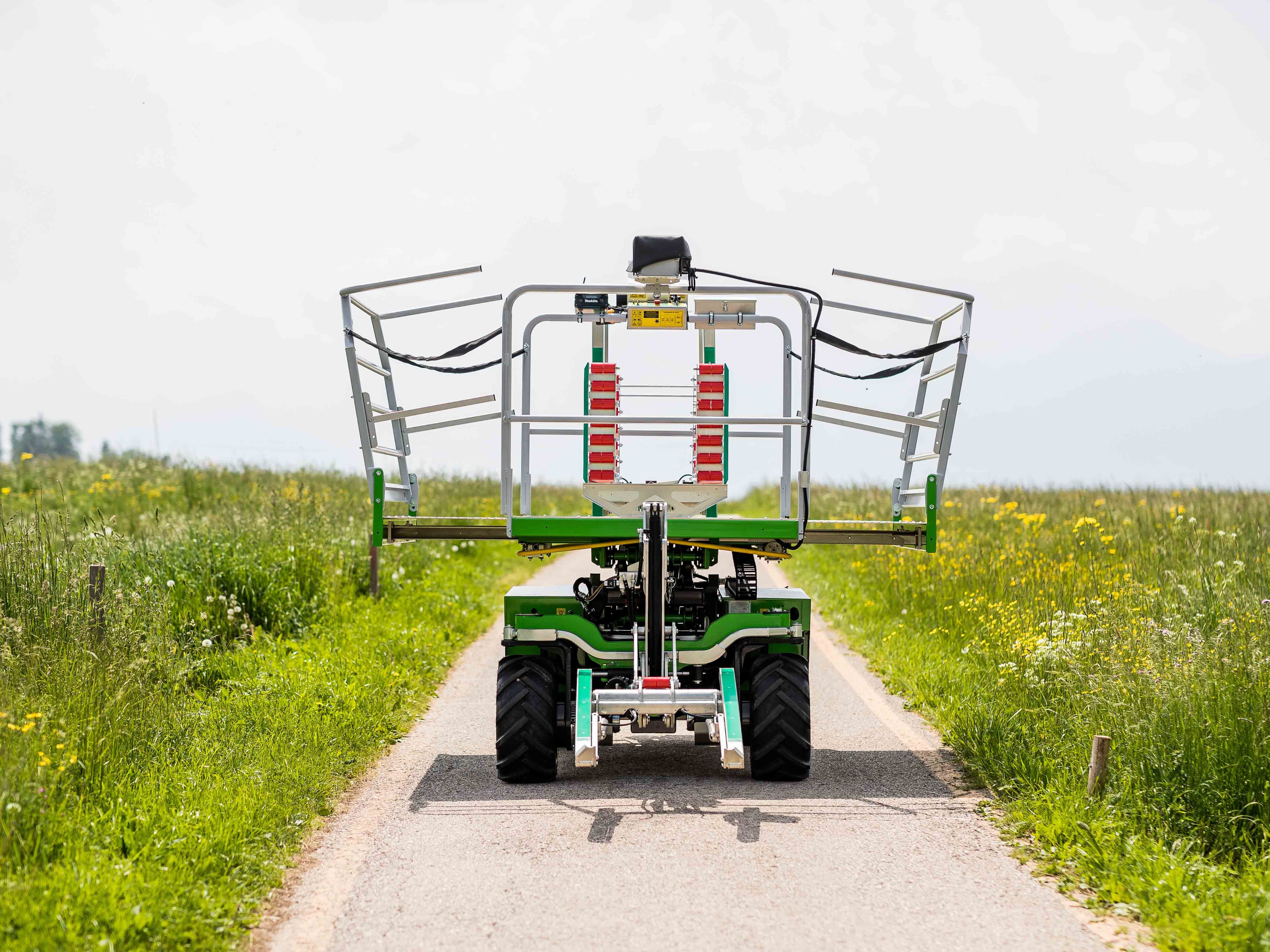 Electric Platform, UK Importers Kirkland UK