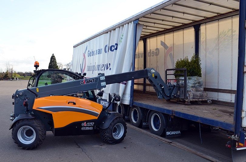 AUSA T144H Telehandler