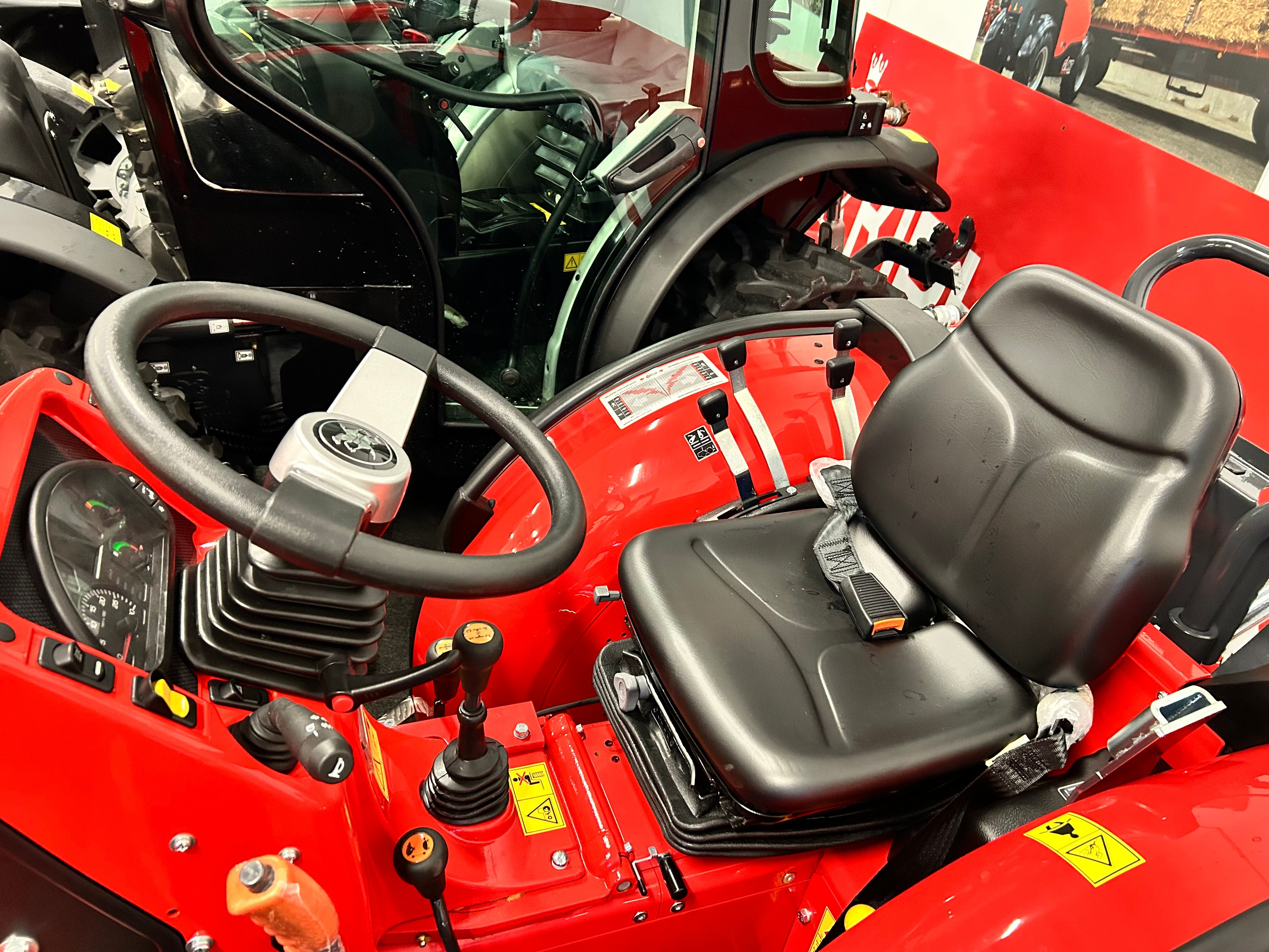 Antonio Carraro SRX 7800 imported by Kirkland UK