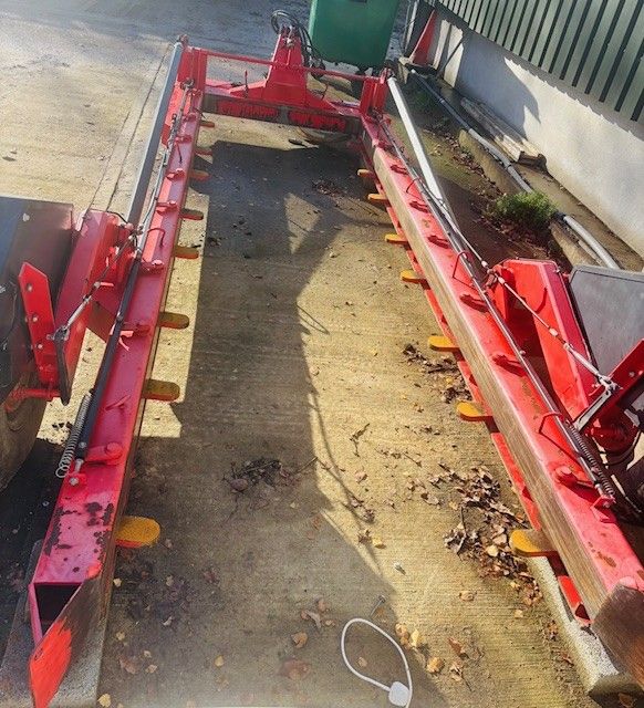 Newman Alley 8 Bin Transporter - Used