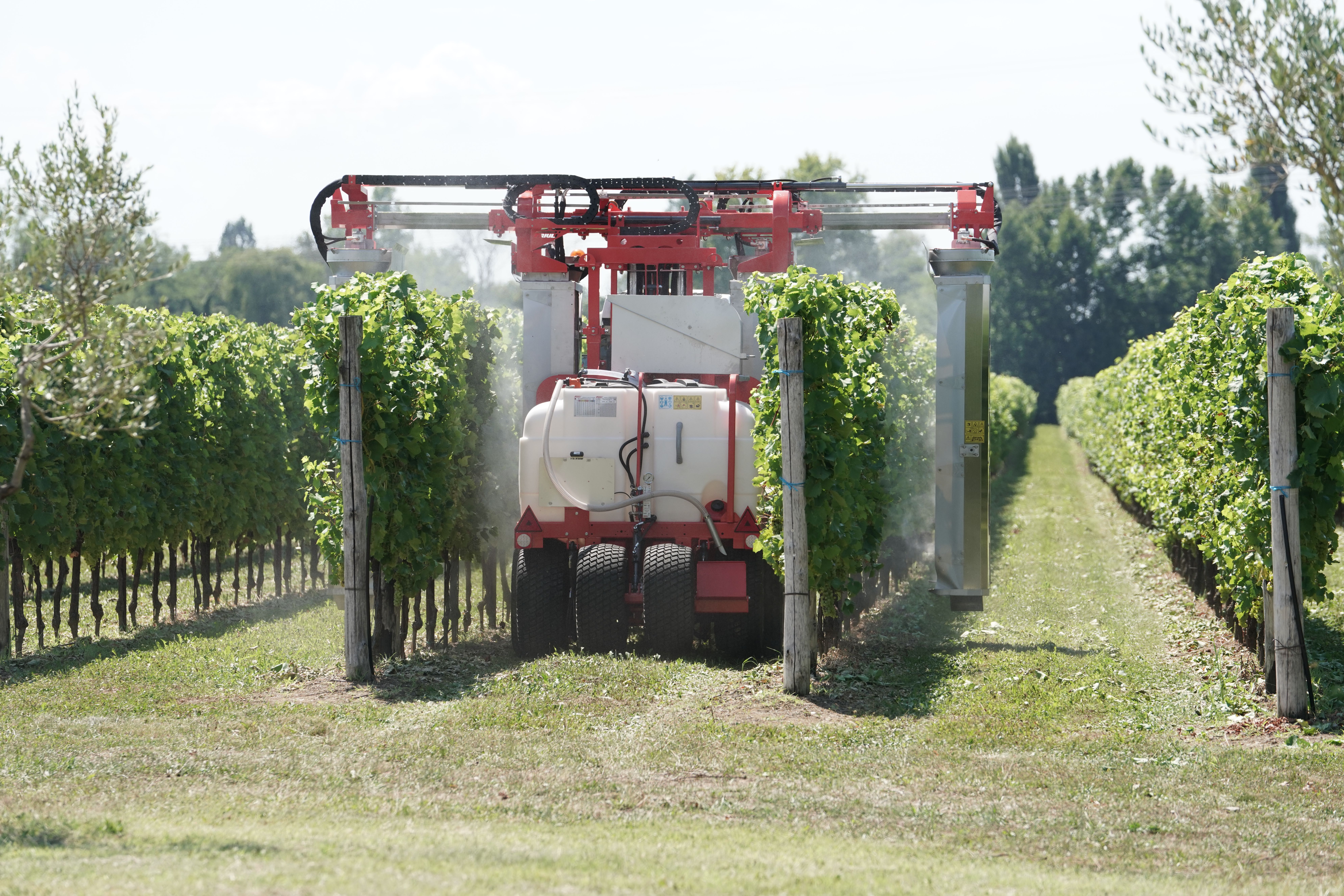Kirkland UK Supply Sustainable & Cost Saving Vineyard Sprayers 