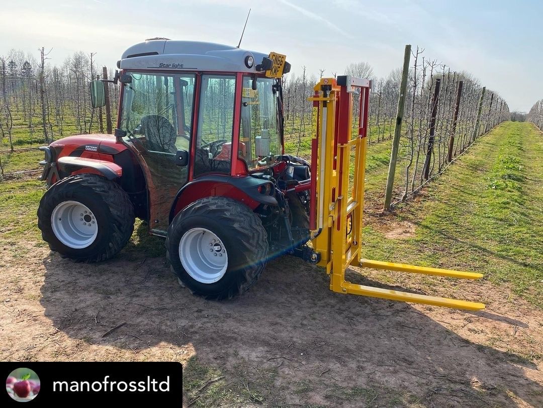 Delivery of Antonio Carraro TRH 9800