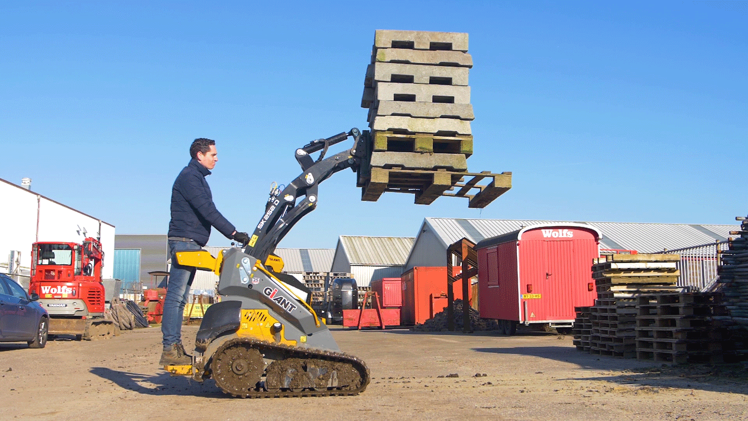 TOBROCO-GIANT GS950T Tracked Skid Steer
