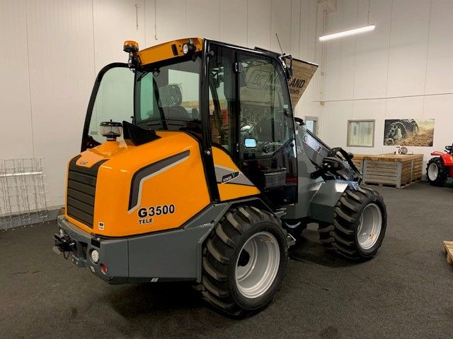 GIANT G3500 Telescopic Wheeled Loader - Kirkland