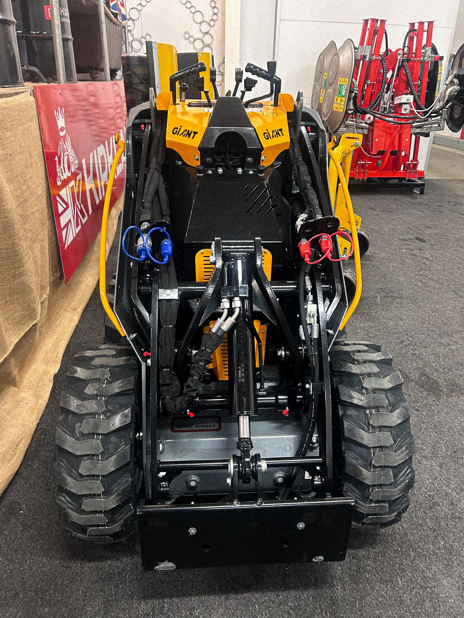 GIANT Skid Steer SK252D