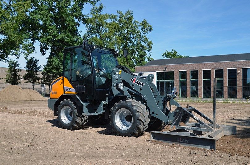 Giant G3500 Wheeled Loader Range