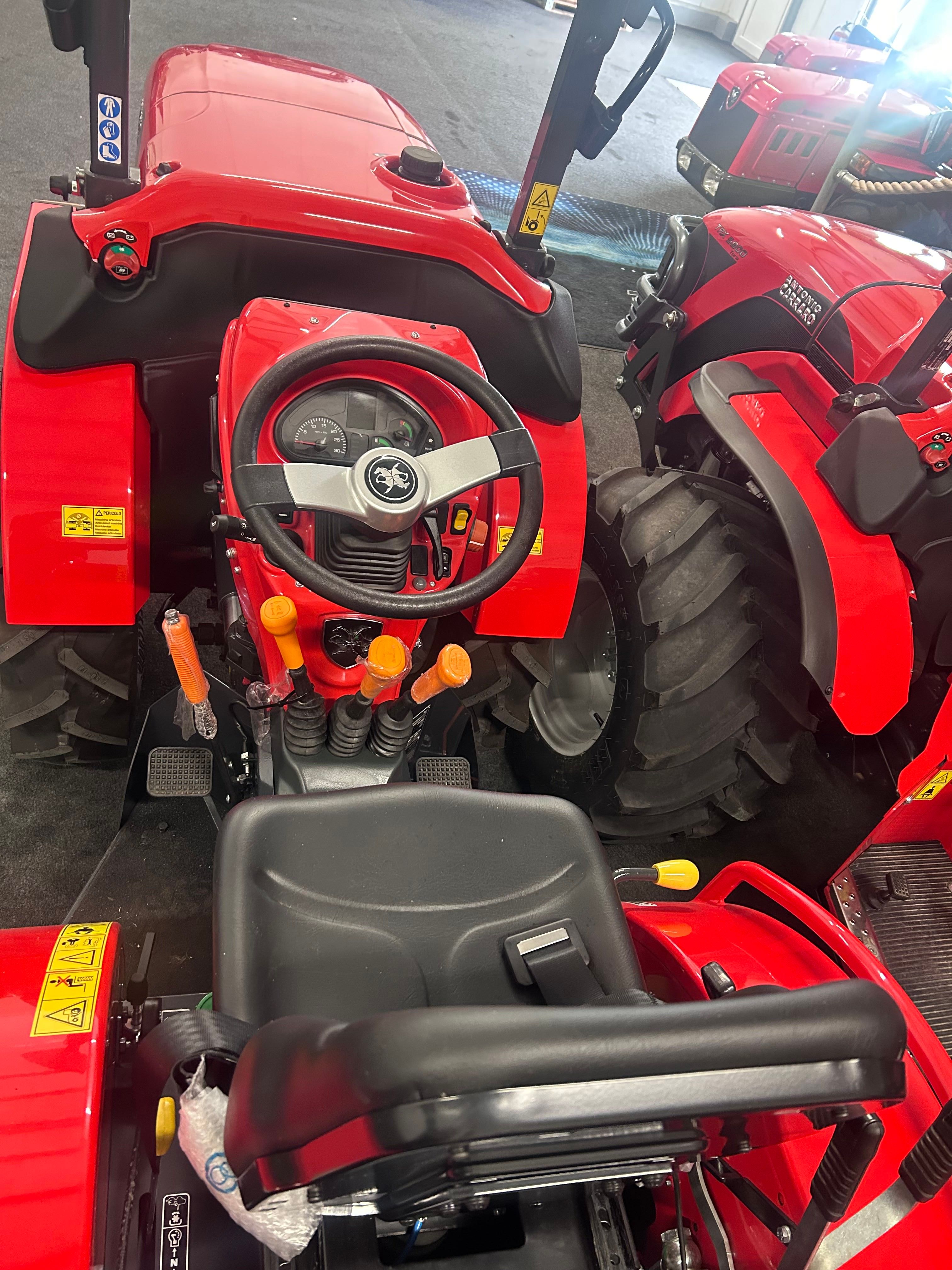 SN 5800 V TRACTOR ANTONIO CARRARO