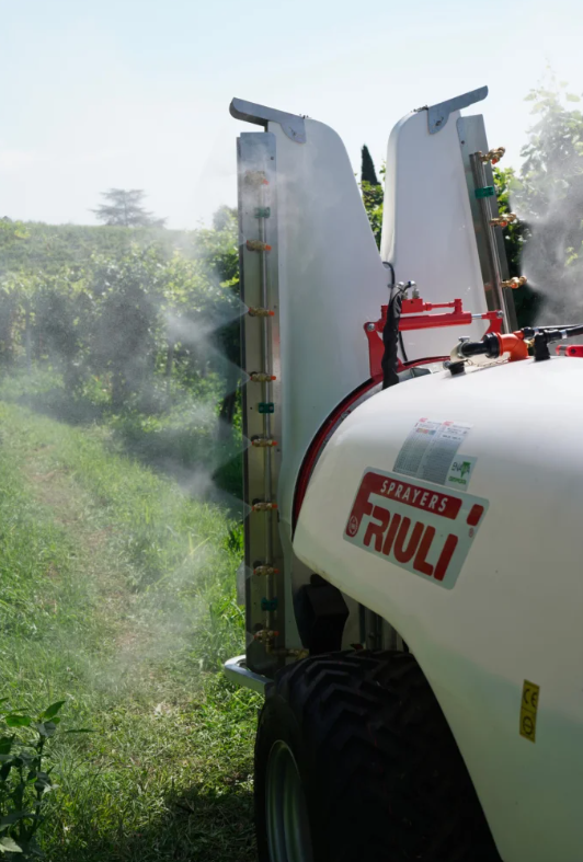 FRIULI DIA 7 Vineyard Trailed Sprayer Kirkland UK