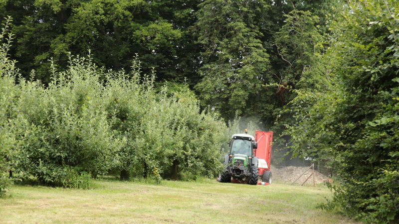 Tower Triprop Fruit Sprayer