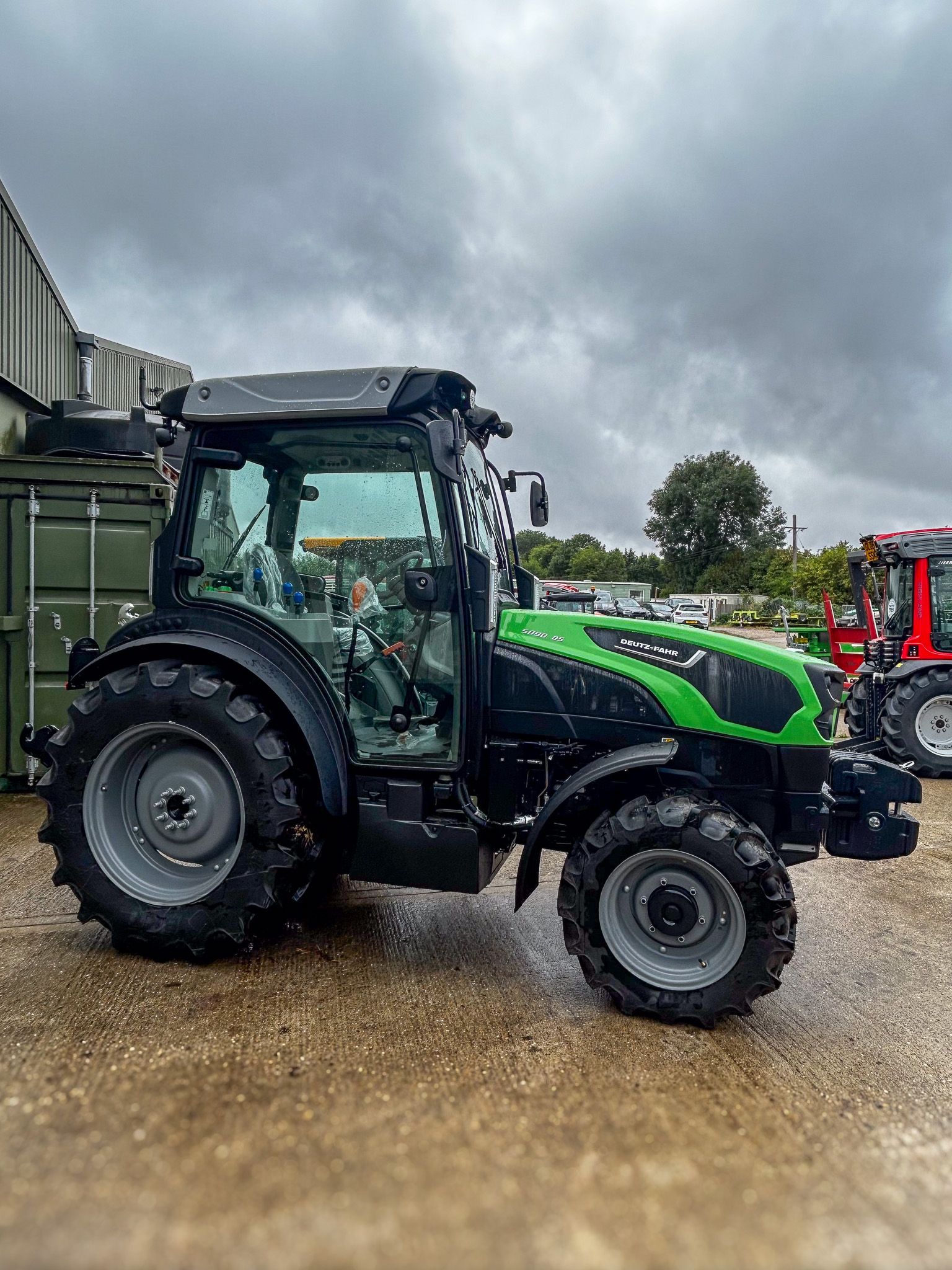 Deutz Fahr 5090 DS 88HP Narrow Vineayard Tractor Kirkland UK 