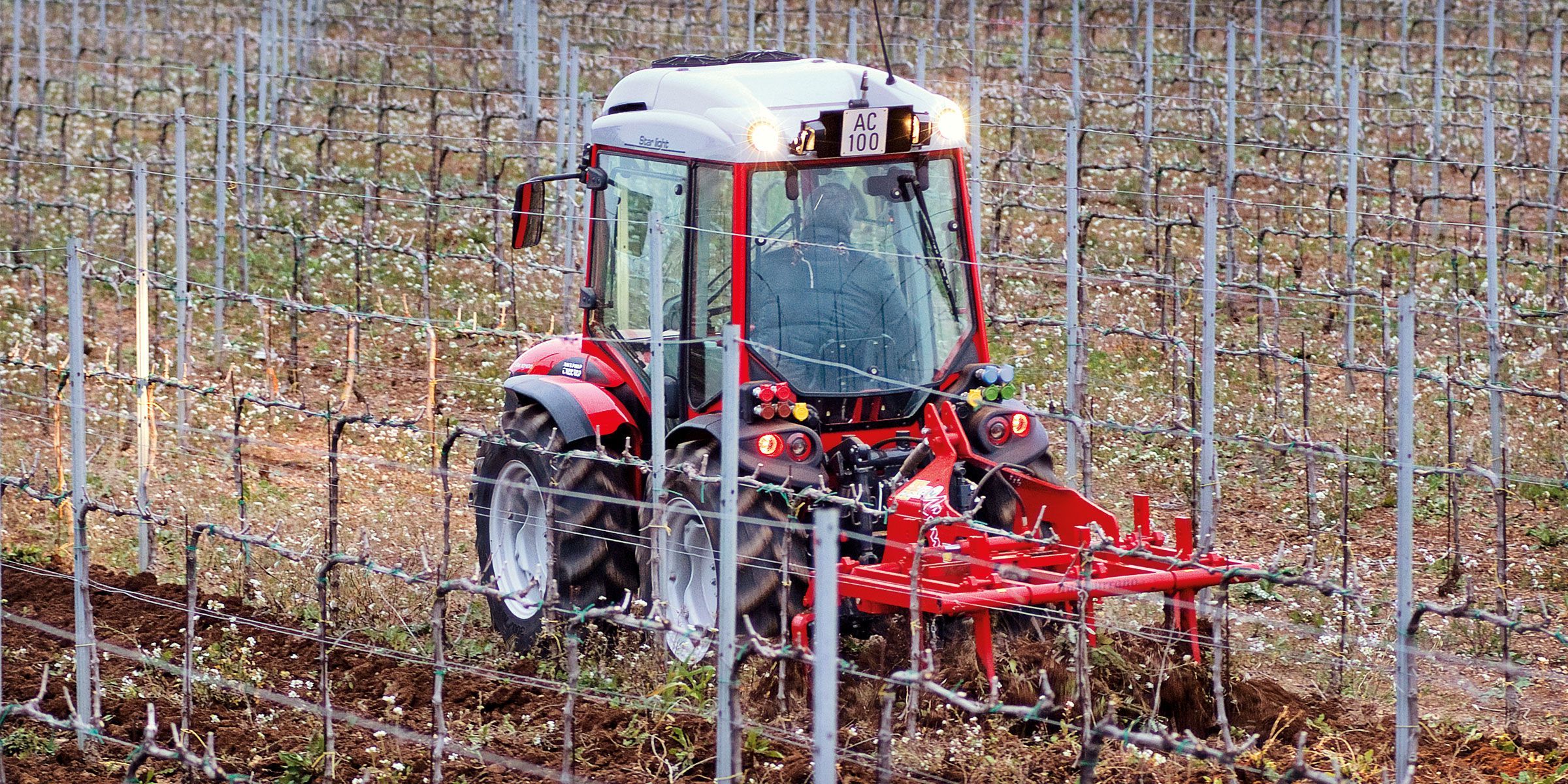 SX 7800 S Antonio Carraro Tractor by Kirkland UK 