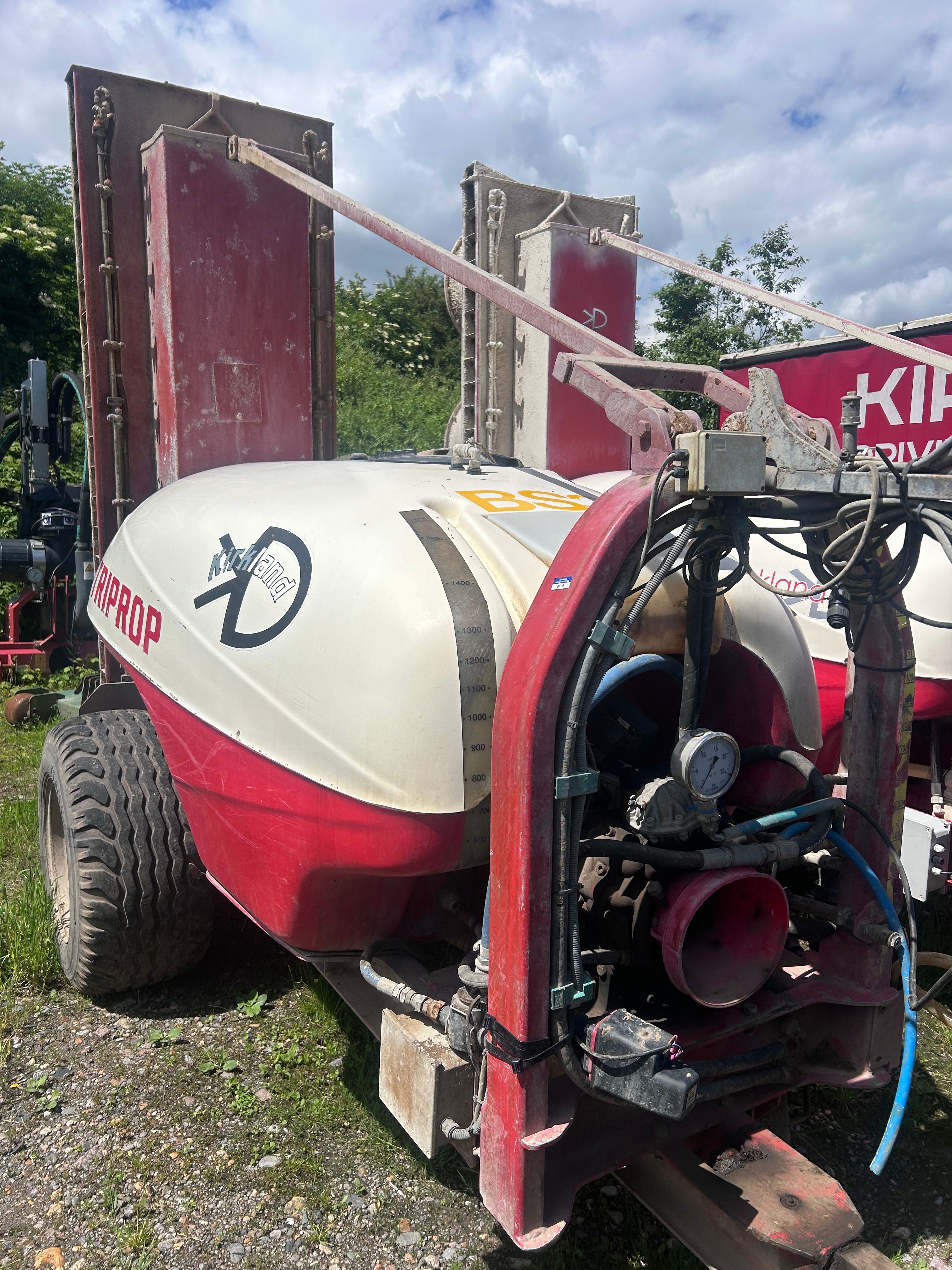 Kirkland Triprop Sprayer 1500ltr Kirkland UK