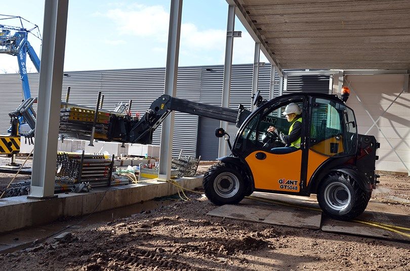 GIANT GT5048 Telehandler