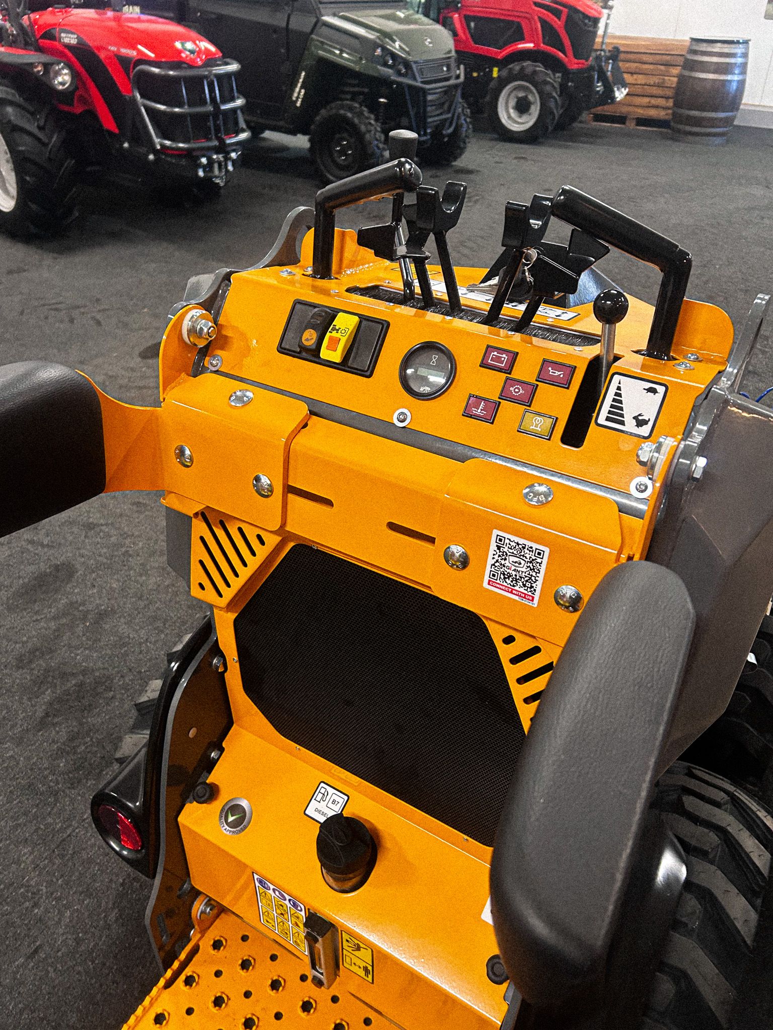 GIANT Skid Steer SK252D