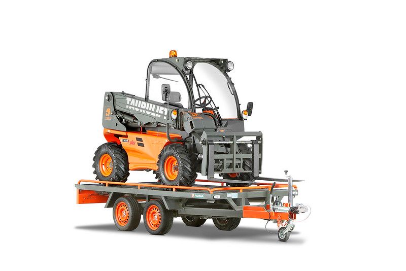 AUSA T144H Telehandler