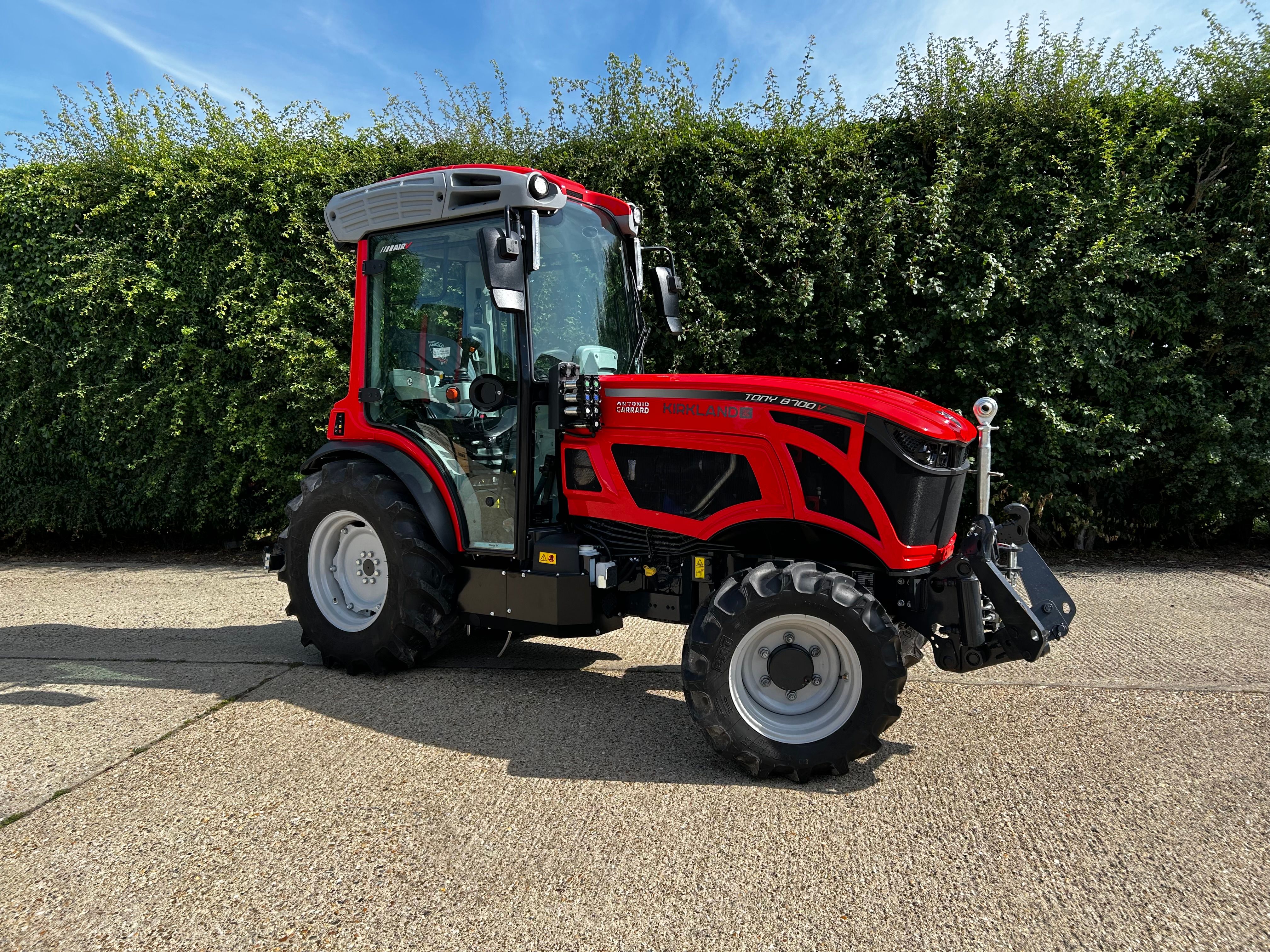 Antonio Carraro TONY 8700 V