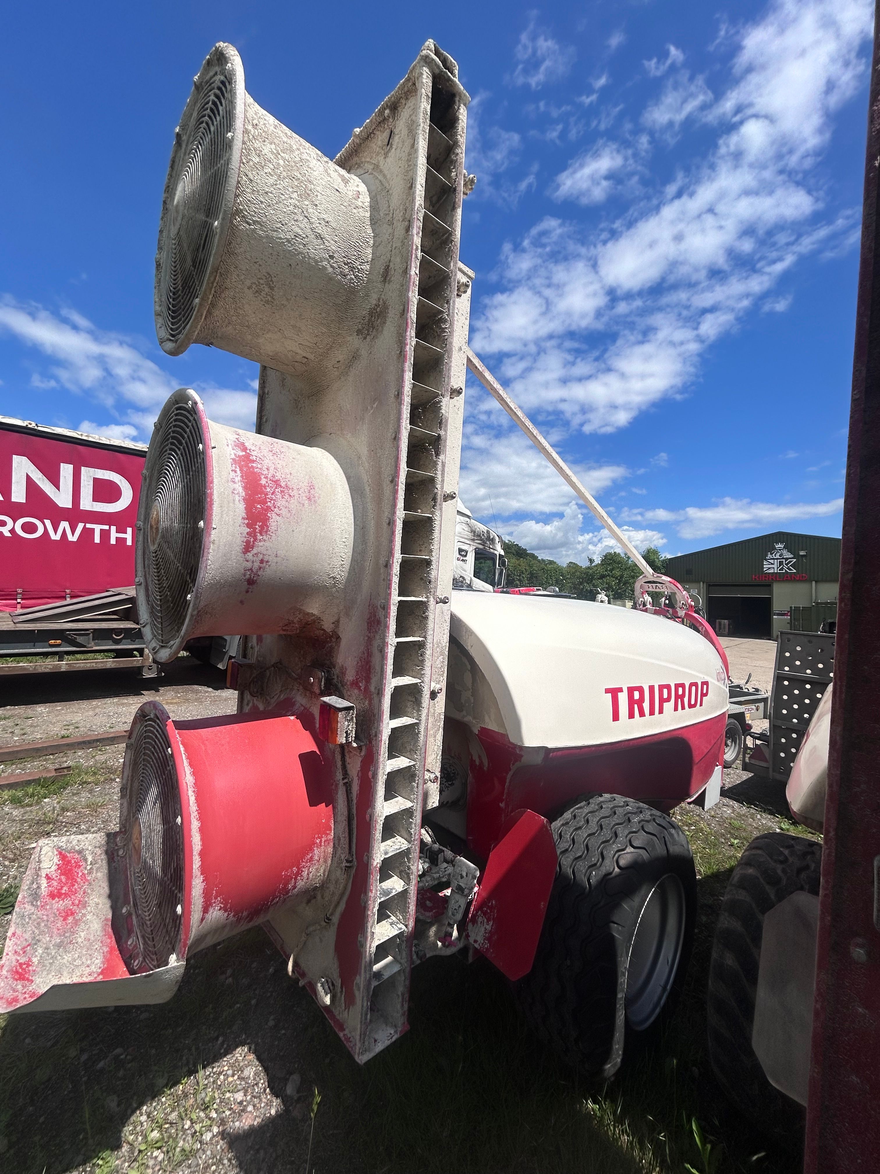 Kirkland Triprop Sprayer 1500ltr Kirkland UK