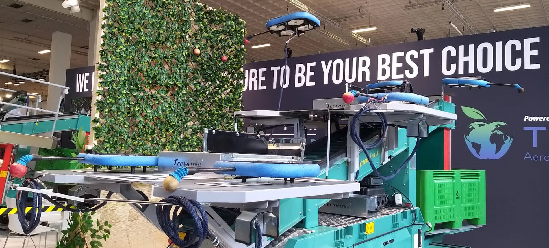 World's First Fully Automated Harvester
