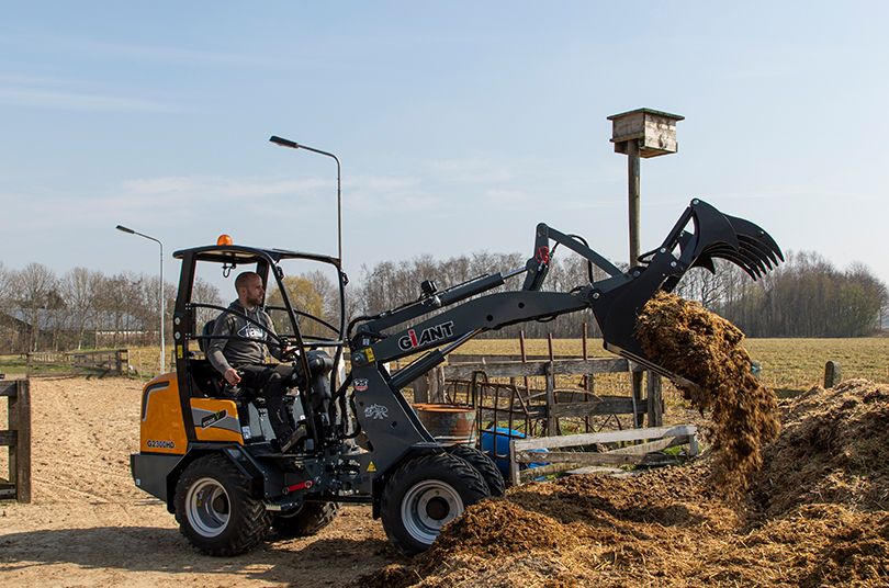 TOBROCO-GIANT G2300 Wheeled Loader Kirkland UK 