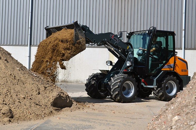 Giant G3500 Wheeled Loader Range