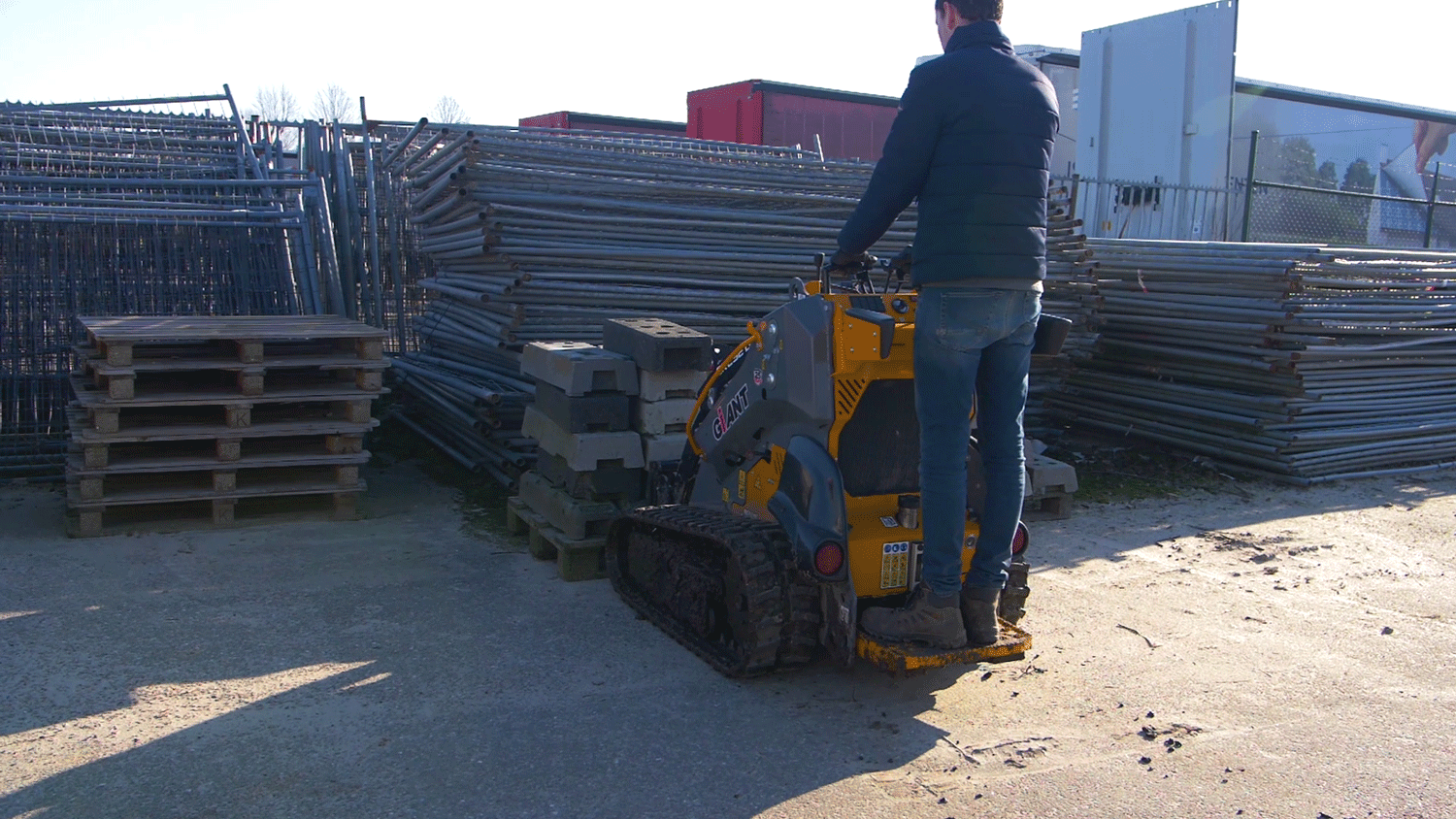 TOBROCO-GIANT GS950T Tracked Skid Steer