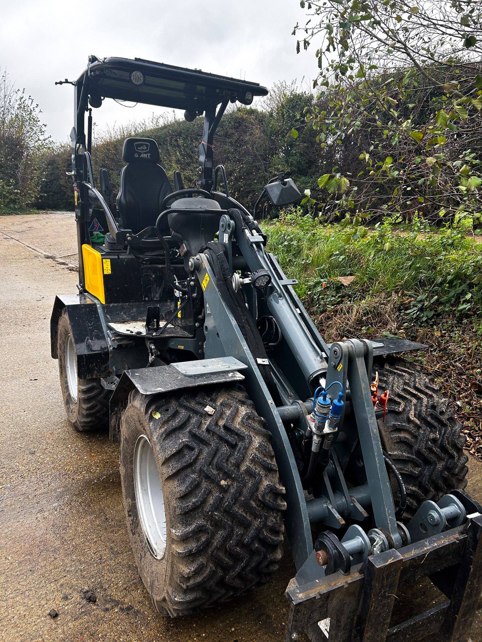 TOBROCO-GIANT V452T Wheeled Loader Kirkland UK 