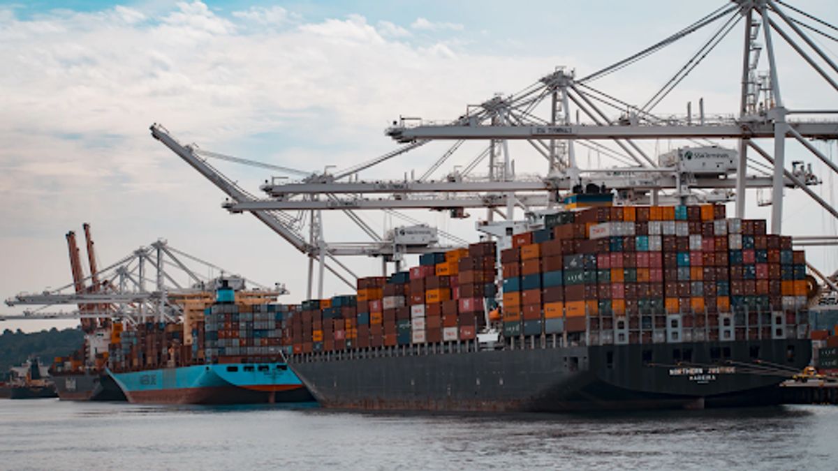 container ship