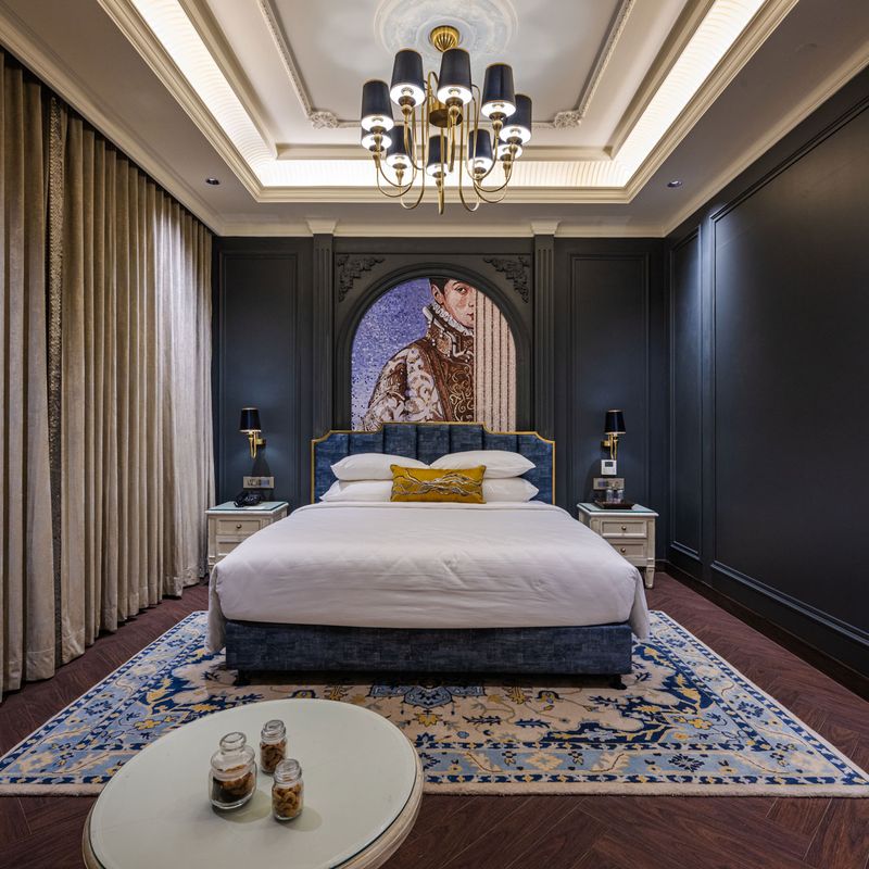 The Lord & Lady Suites