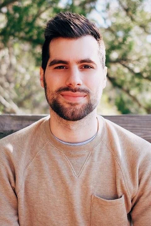 Headshot of Justin Armburger