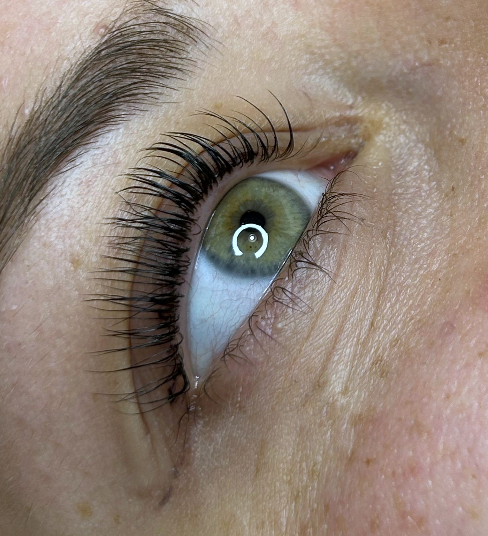 Extensions de cils volume