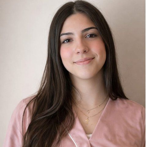 Luciana, esthéticienne