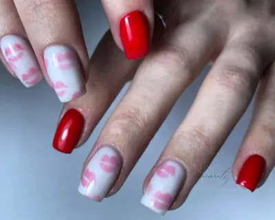Bisous rouges Saint-Valentin