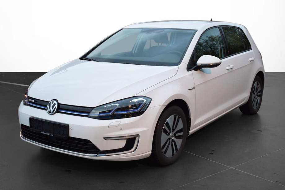 Fleksidrive illustrasjonsfoto, Bilde av en hvit volkswagen golf
