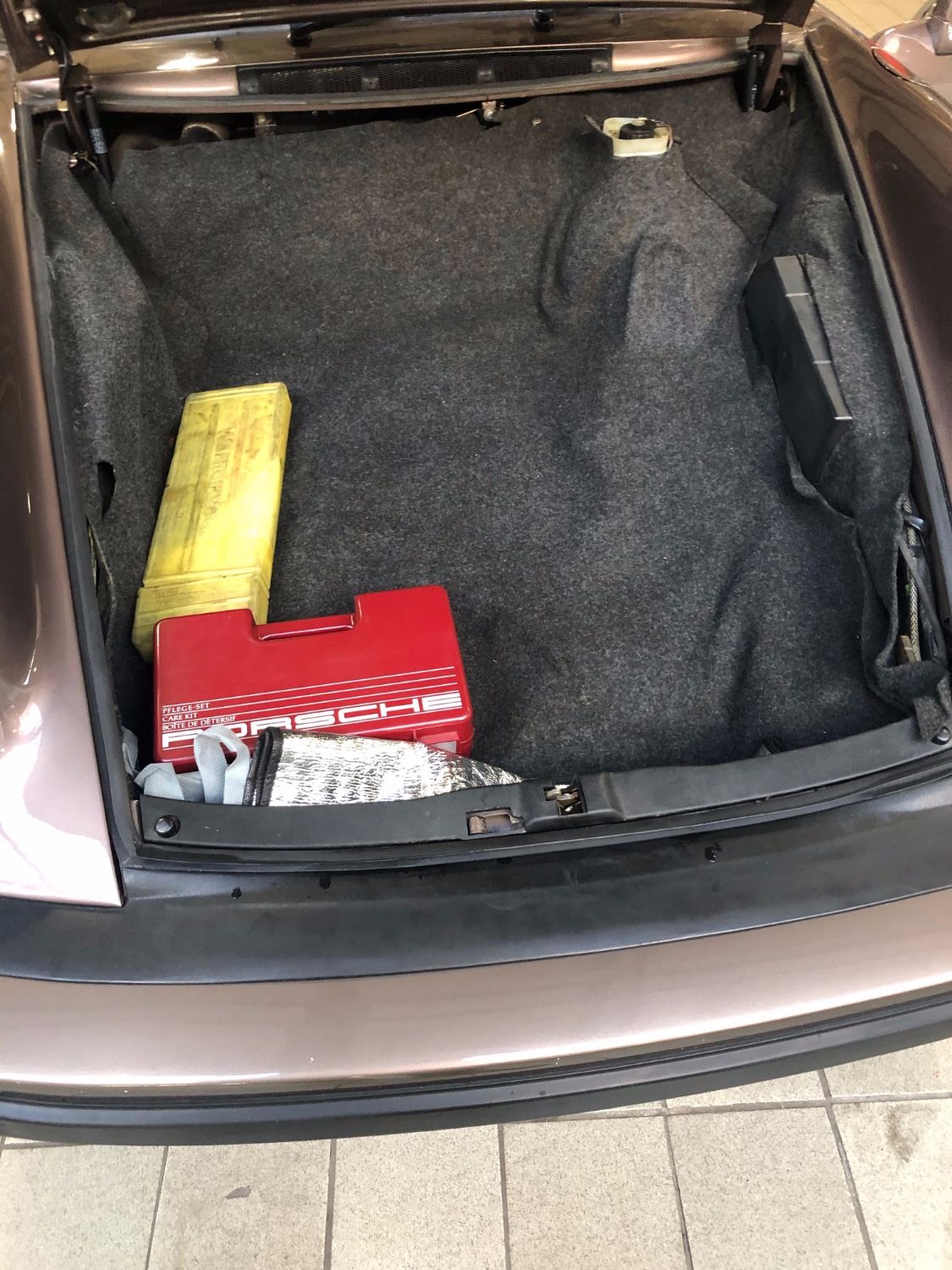 Porsche 911 3.2 Bruin metallic