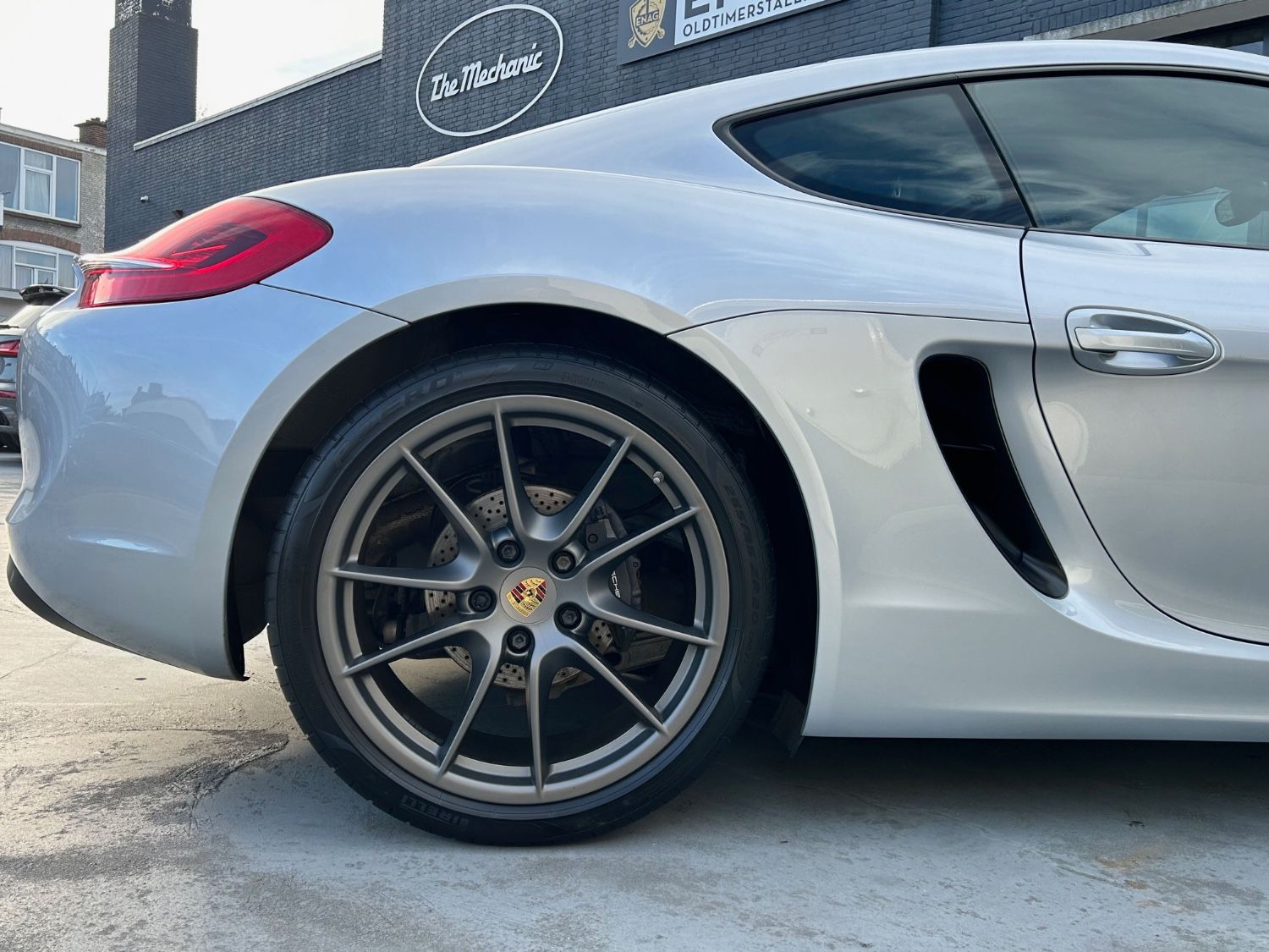 Porsche Cayman in perfecte staat en lage km stand