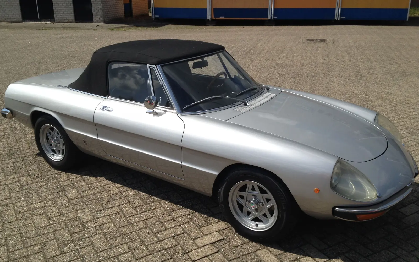 Alfa Romeo Spider 2.0