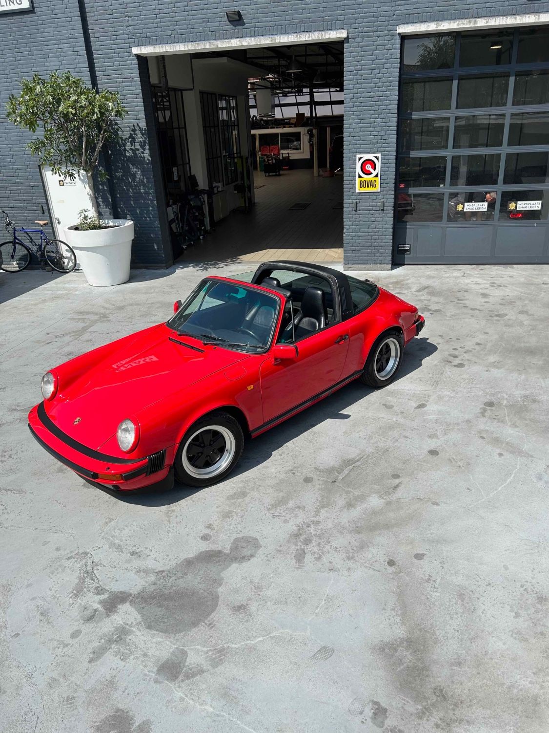 Porsche 911 Targa Indisch rood