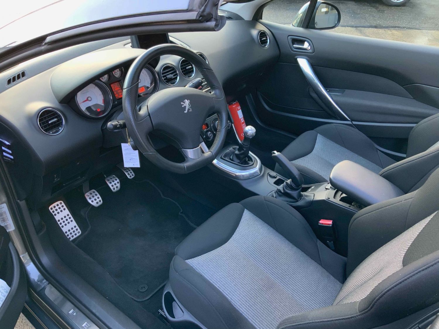 Peugeot 308 Cabrio met lage km stand
