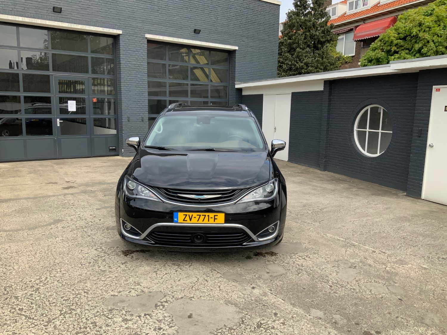 Chrysler Pacifica Limited (Hybride) Lage km stand