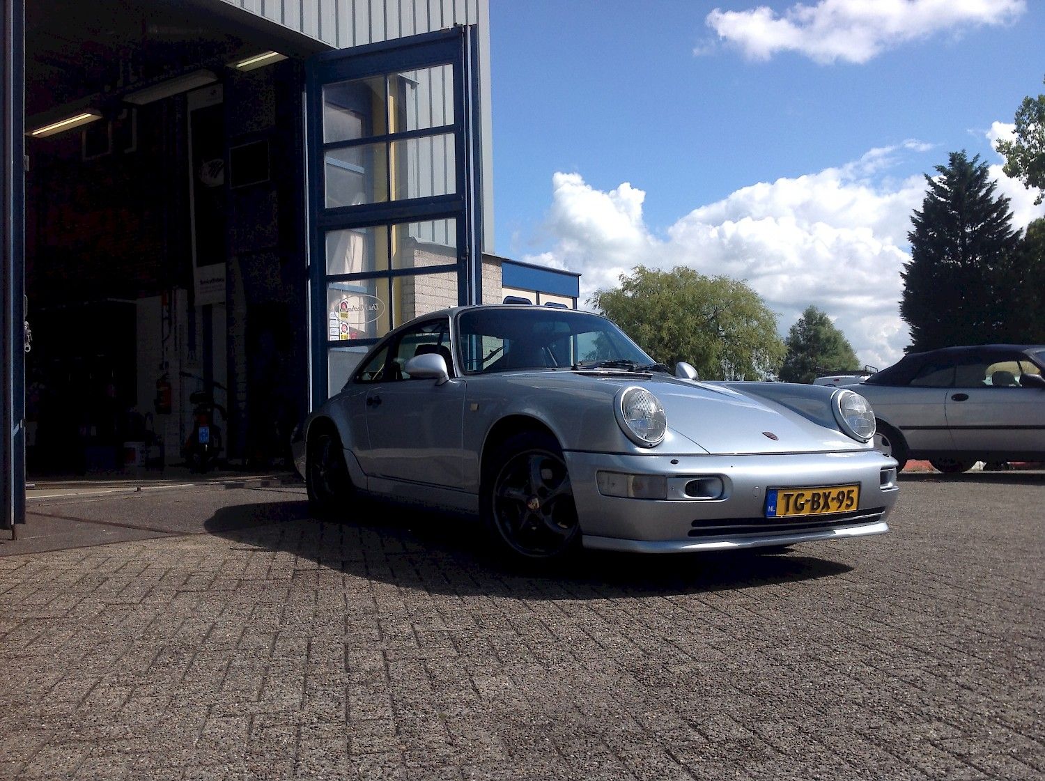 Porsche 964