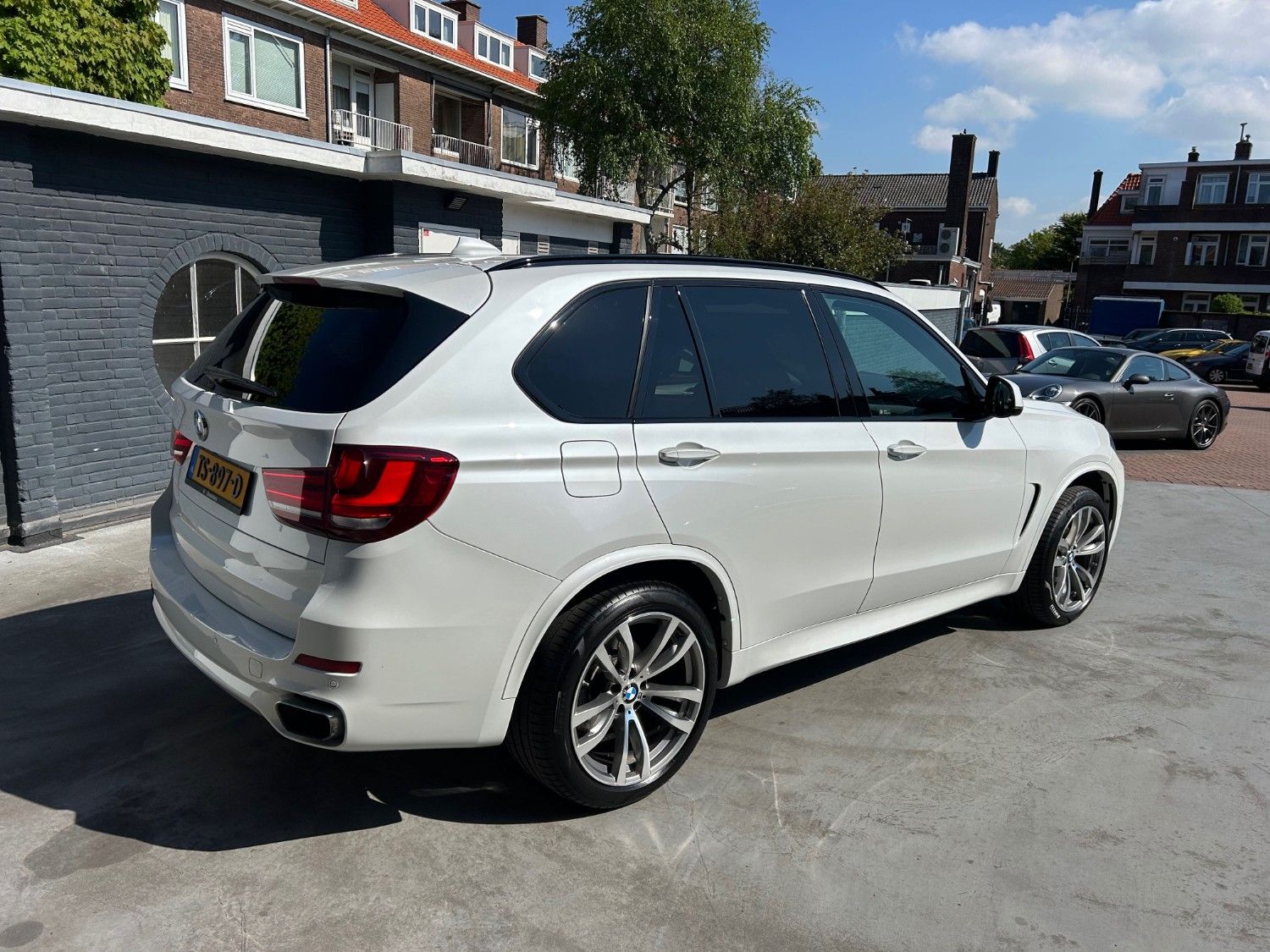 BMW X5