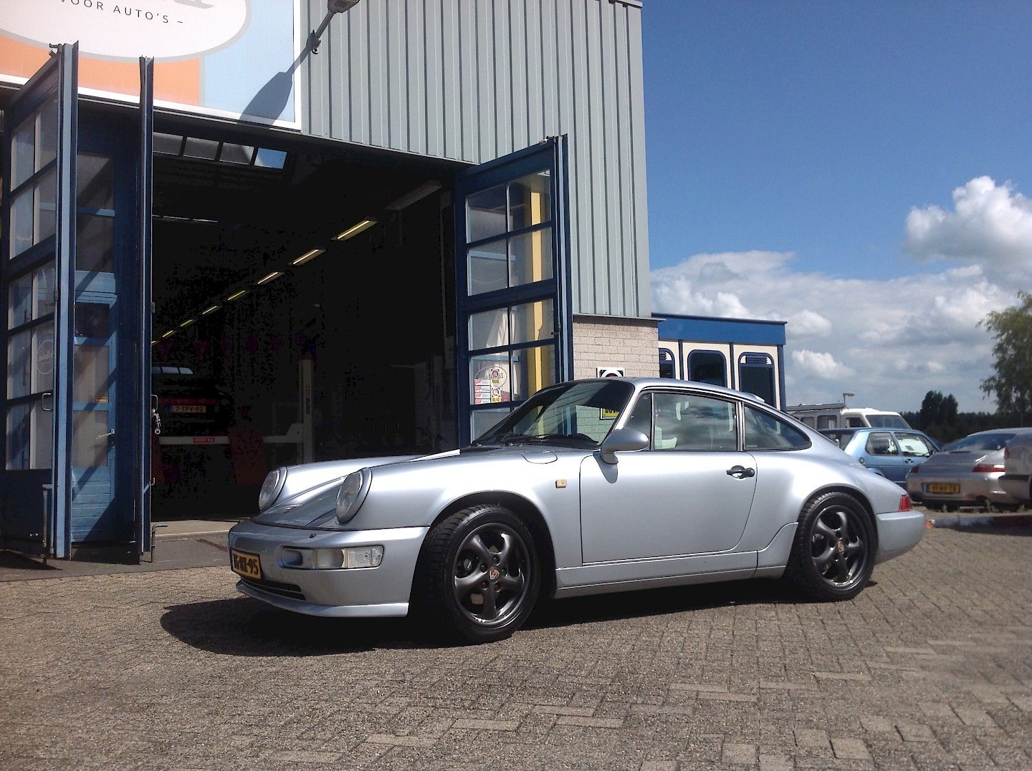 964