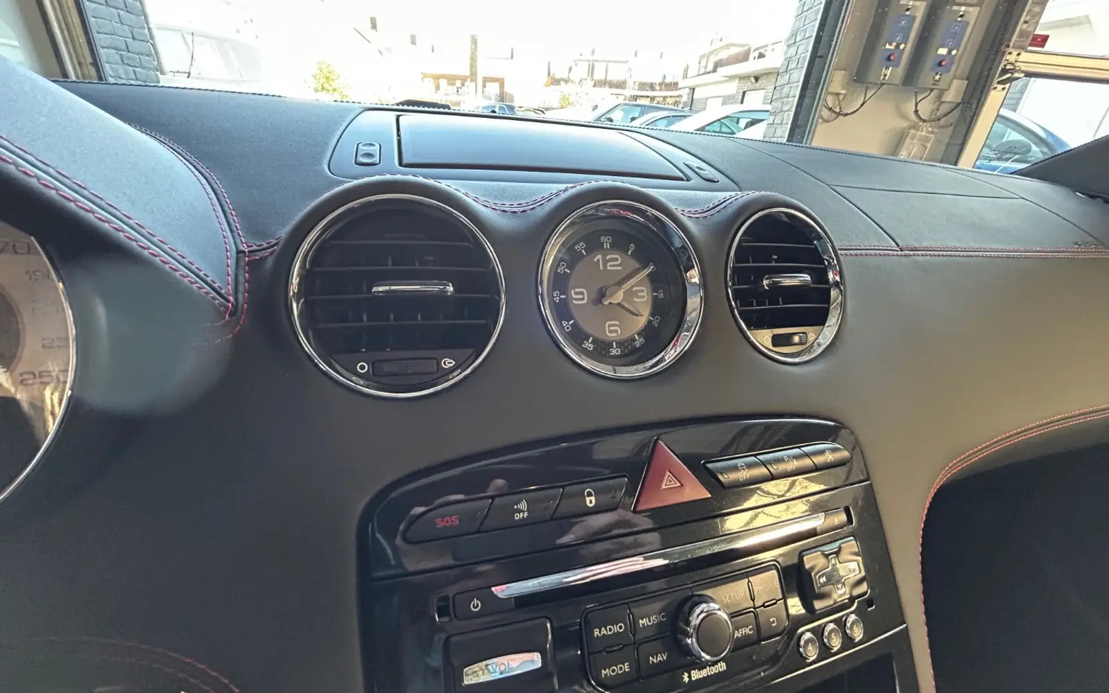 Peugeot RCZ R