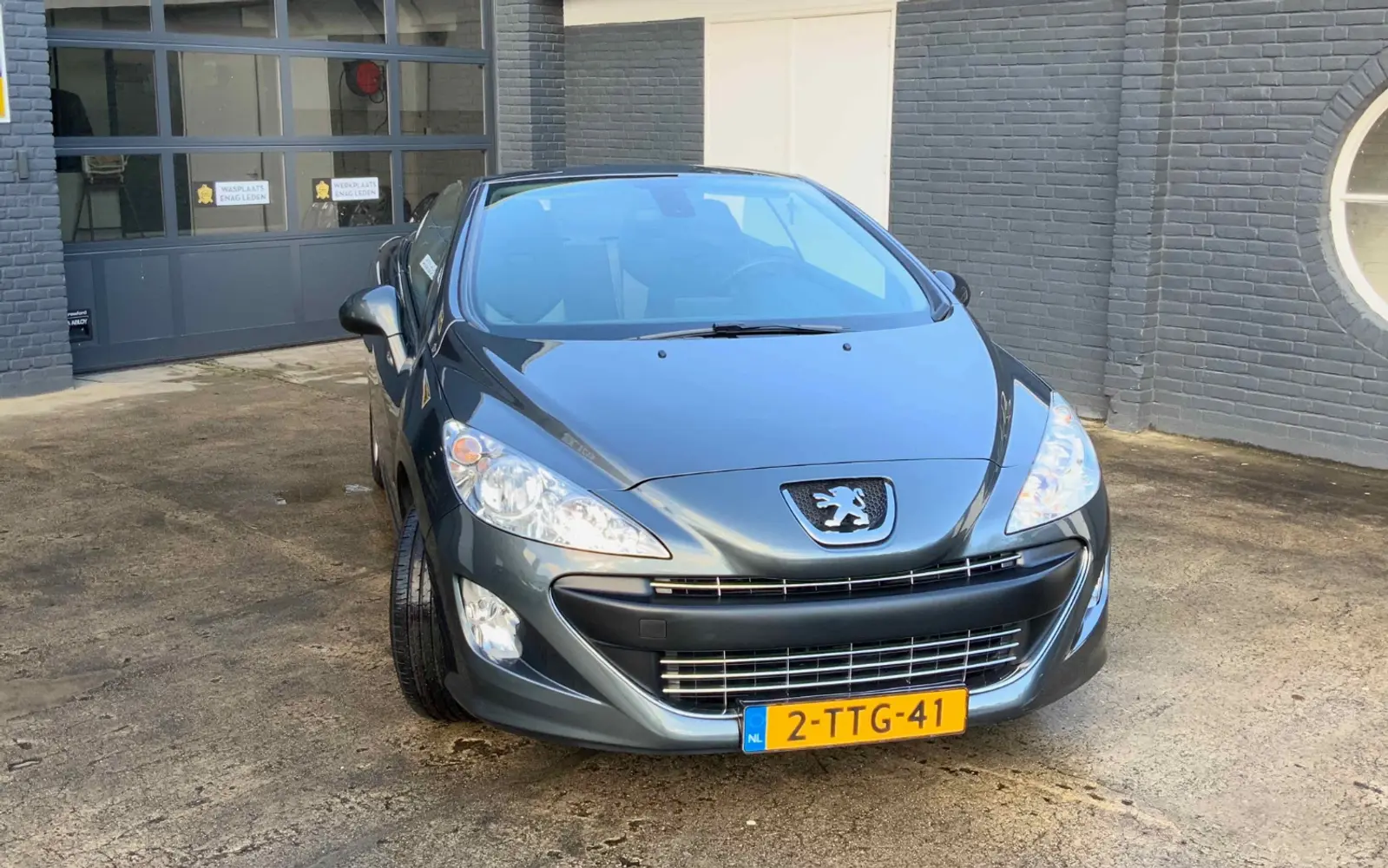 Peugeot 308 Cabrio met lage km stand