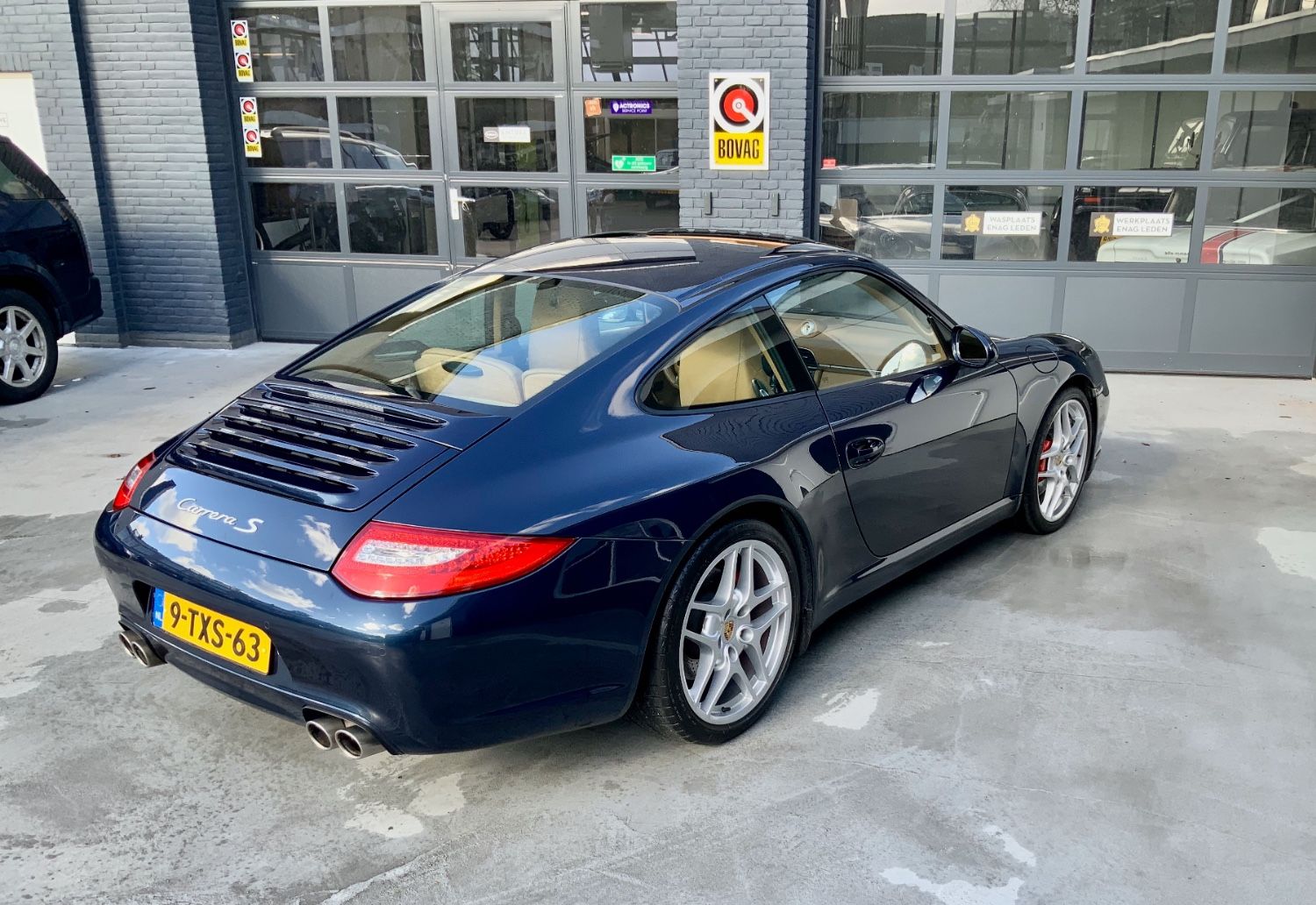 Porsche 911 S (2010)