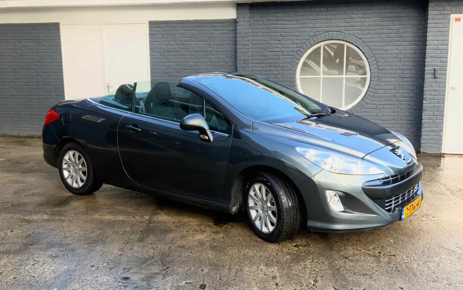 Peugeot 308 Cabrio met lage km stand