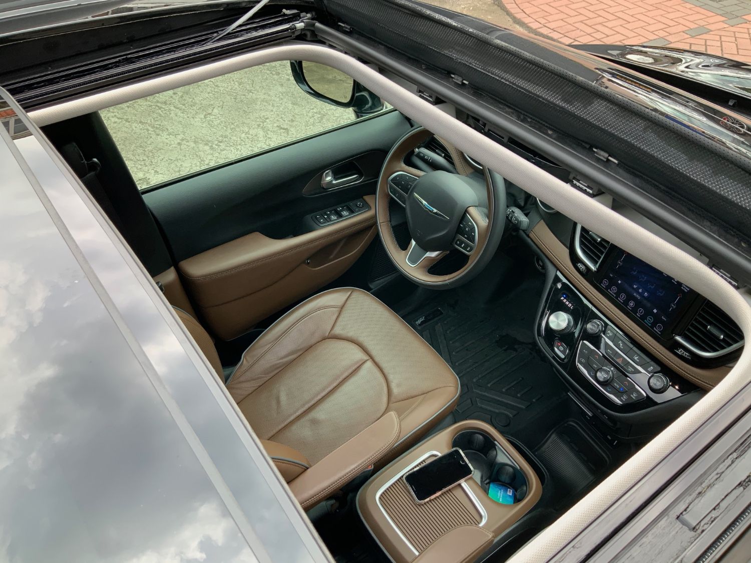 Chrysler Pacifica Limited (Hybride) Lage km stand