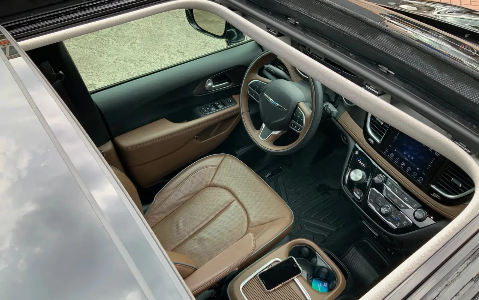 Chrysler Pacifica Limited (Hybride) Lage km stand